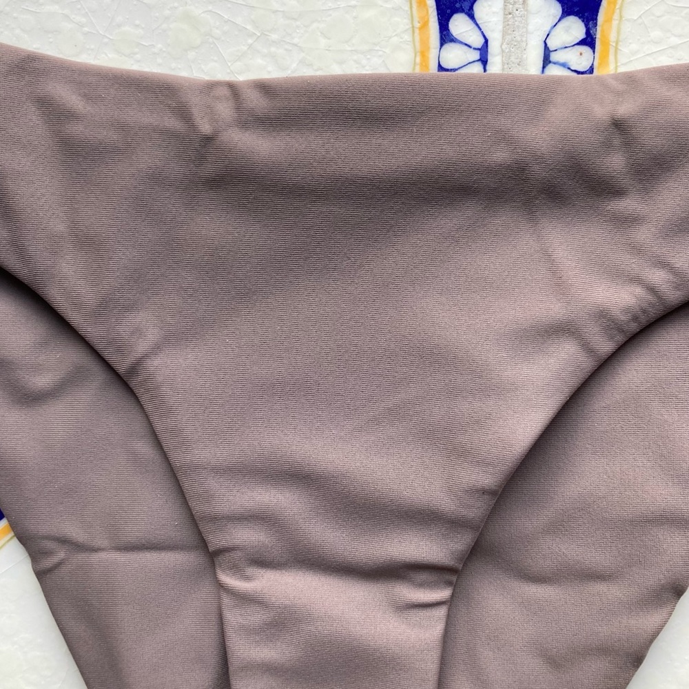 JADE SWIM Most Wanted Bikini Bottom in ‘Nude’ - Small - Picture 12 of 16